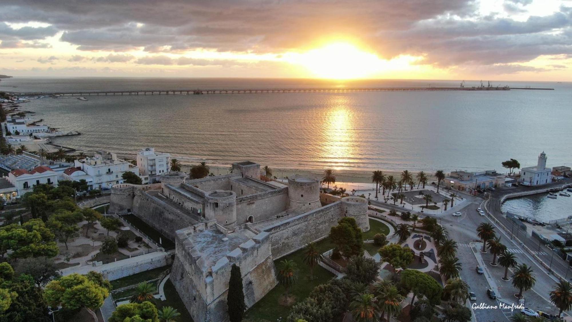 Ca Del Centro Aparthotel Manfredonia Εξωτερικό φωτογραφία