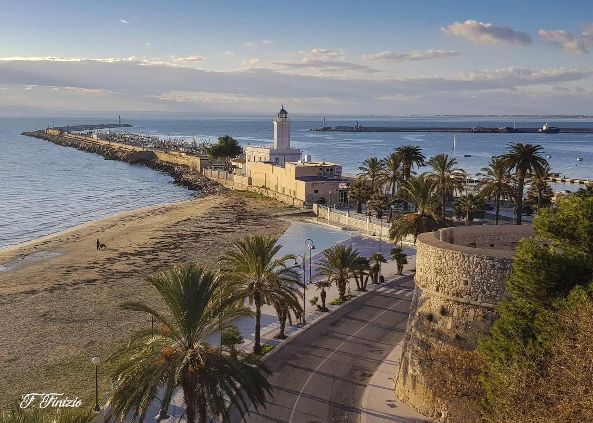 Ca Del Centro Aparthotel Manfredonia Εξωτερικό φωτογραφία